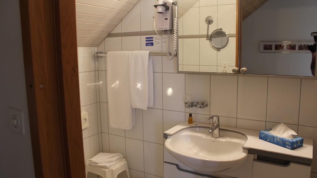 ホテルLandgasthof Santisblick Abtwil エクステリア 写真